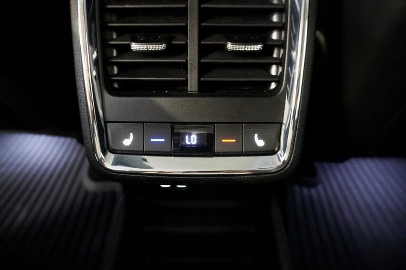 Skoda Enyaq bild 23