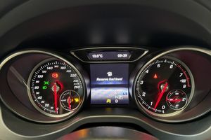 Mercedes CLA180 bild 10
