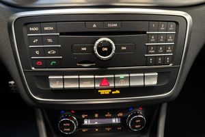 Mercedes CLA180 bild 13