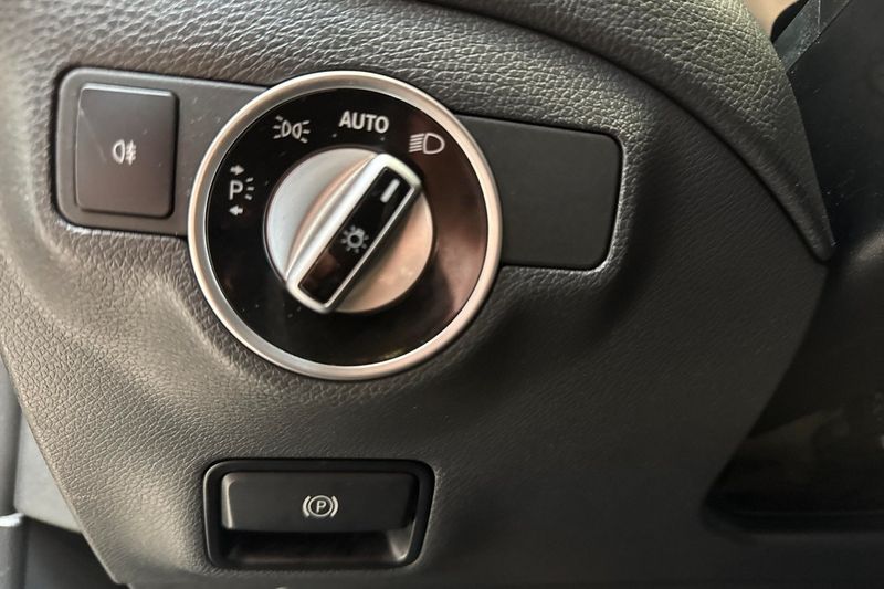 Mercedes CLA180 bild 20