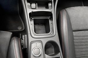 Mercedes CLA180 bild 23