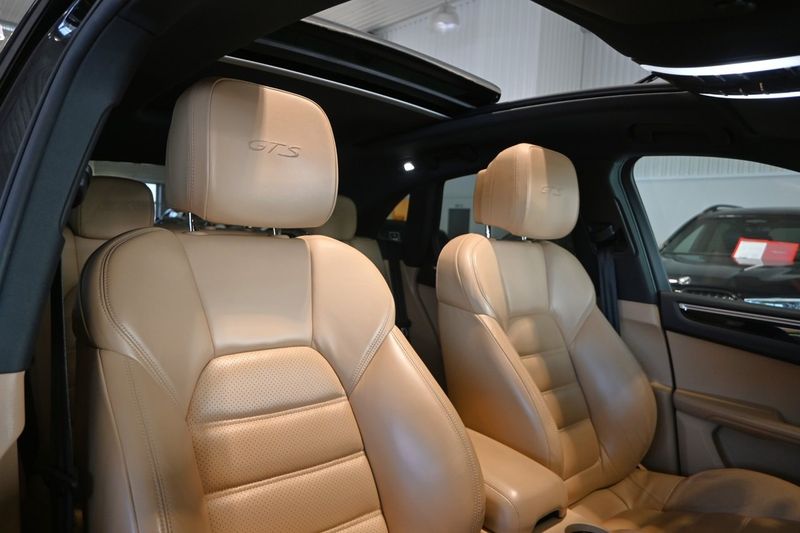 Porsche Macan bild 13