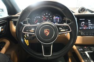 Porsche Macan bild 24