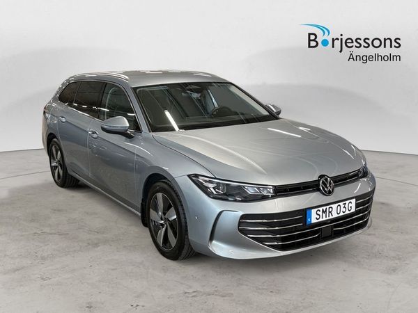 Volkswagen Passat 1,5 eTSI 150 HK DSG Drag Värm - 2025