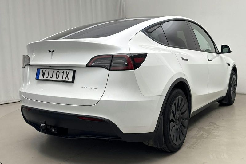 Tesla Model Y bild 3