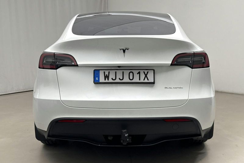 Tesla Model Y bild 5