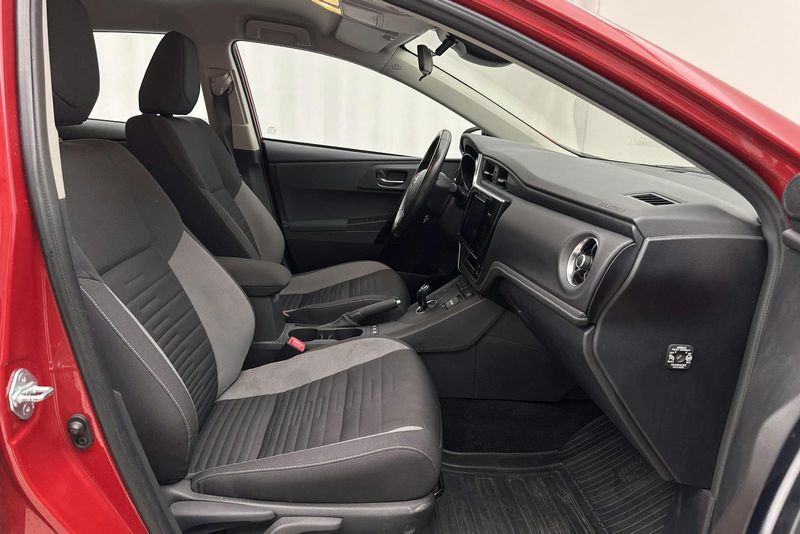 Toyota Auris bild 7