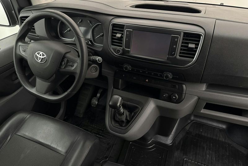 Toyota Proace bild 6