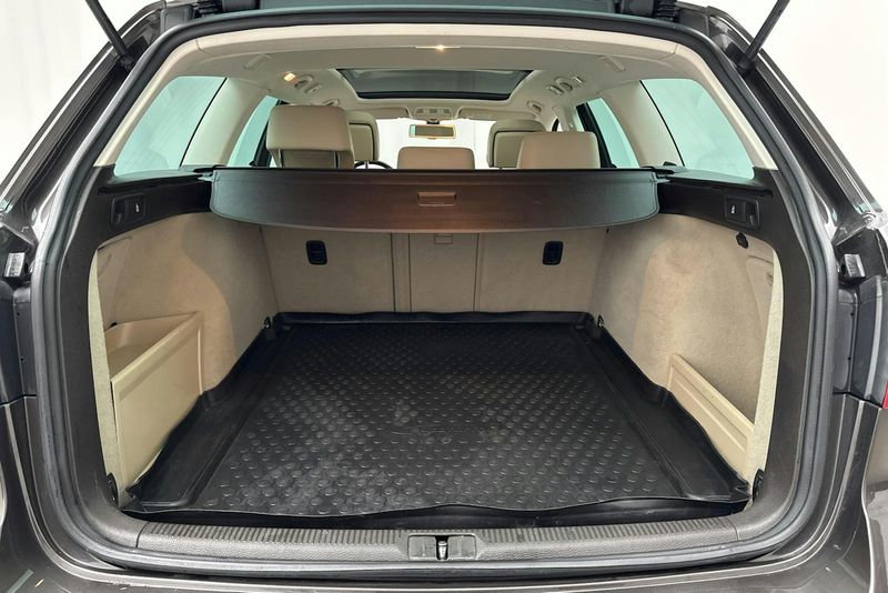 Volkswagen Passat bild 9