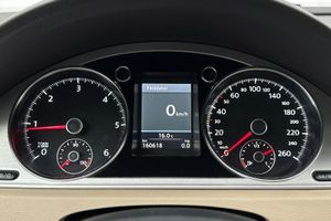 Volkswagen Passat bild 10