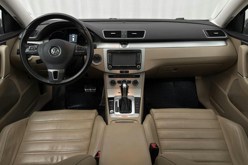 Volkswagen Passat bild 6