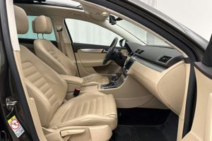 Volkswagen Passat bild 7