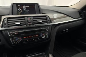BMW 320 bild 11