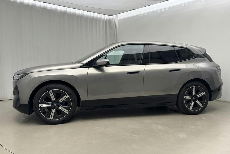 BMW iX bild 2