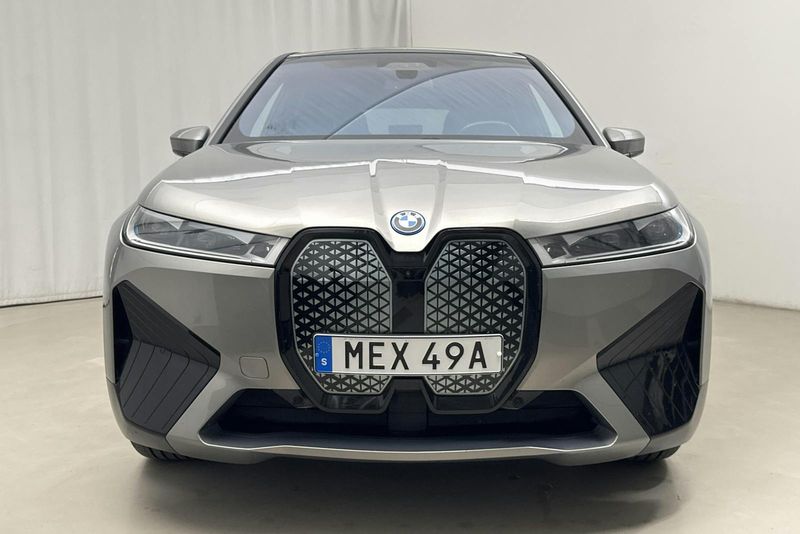 BMW iX bild 4
