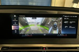 BMW iX bild 13