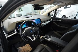 BMW 225 bild 2