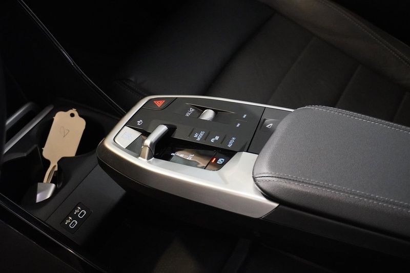 BMW 225 bild 17