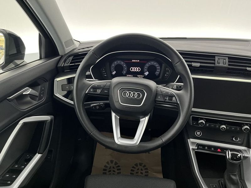 Audi Q3 bild 7