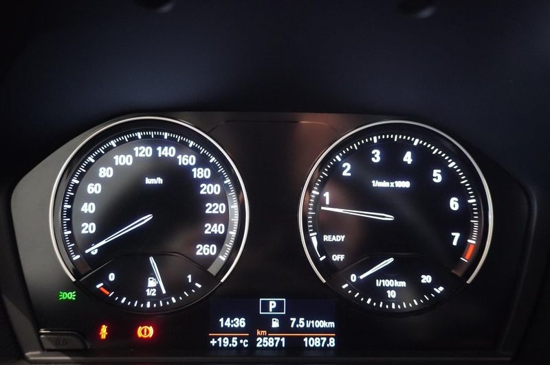 BMW 120 bild 10