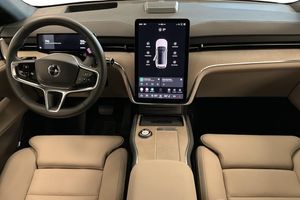 Volvo EX90 bild 10