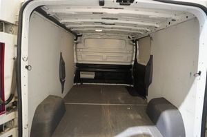 Nissan NV300 bild 8