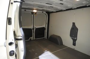 Nissan NV300 bild 12