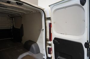 Nissan NV300 bild 9