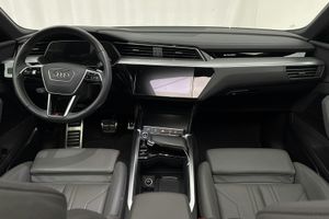 Audi Q8 bild 6