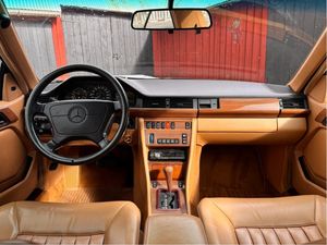 Mercedes 300 bild 3