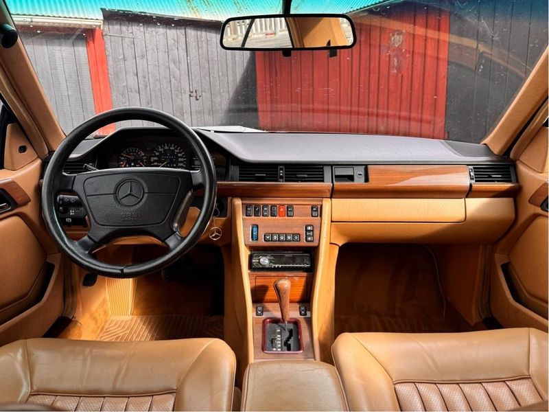 Mercedes 300 bild 3