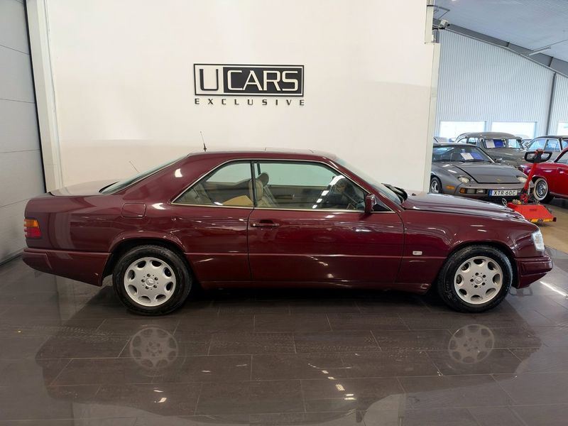 Mercedes 300 bild 2
