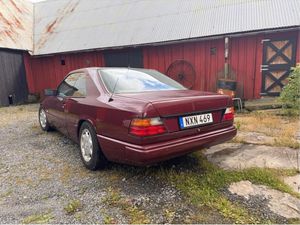 Mercedes 300 bild 2
