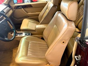 Mercedes 300 bild 9