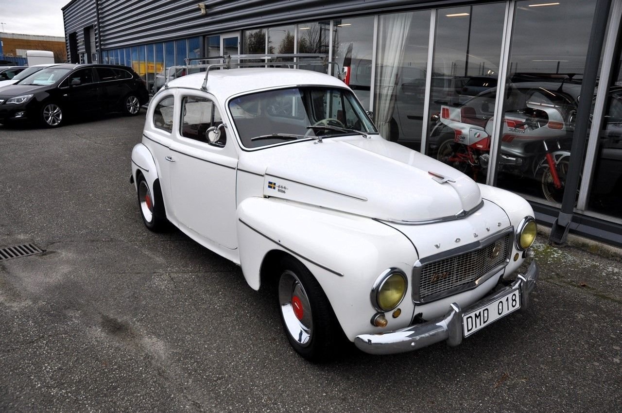 Volvo PV