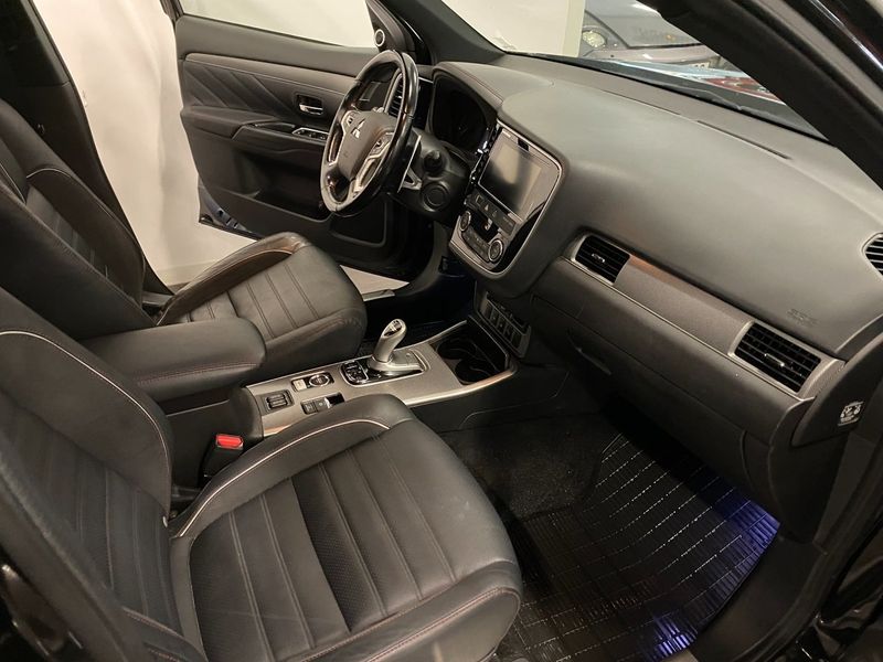 Mitsubishi Outlander bild 19