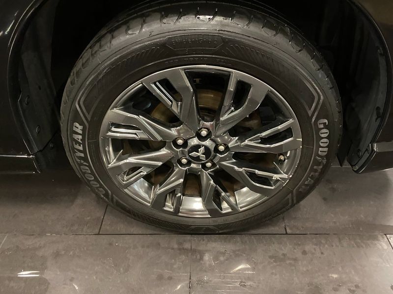 Mitsubishi Outlander bild 11
