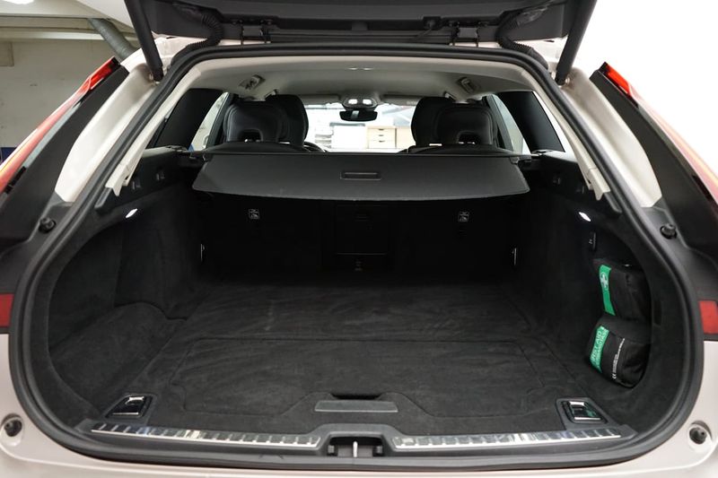 Volvo V90 bild 8