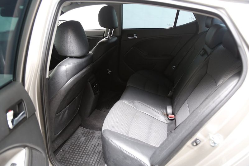 Kia Optima bild 23
