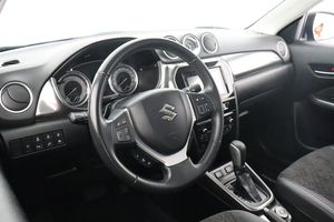 Suzuki Vitara bild 11