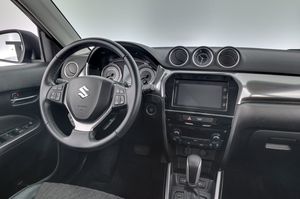 Suzuki Vitara bild 16
