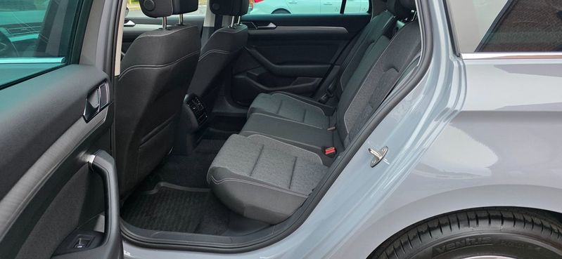 Volkswagen Passat bild 12