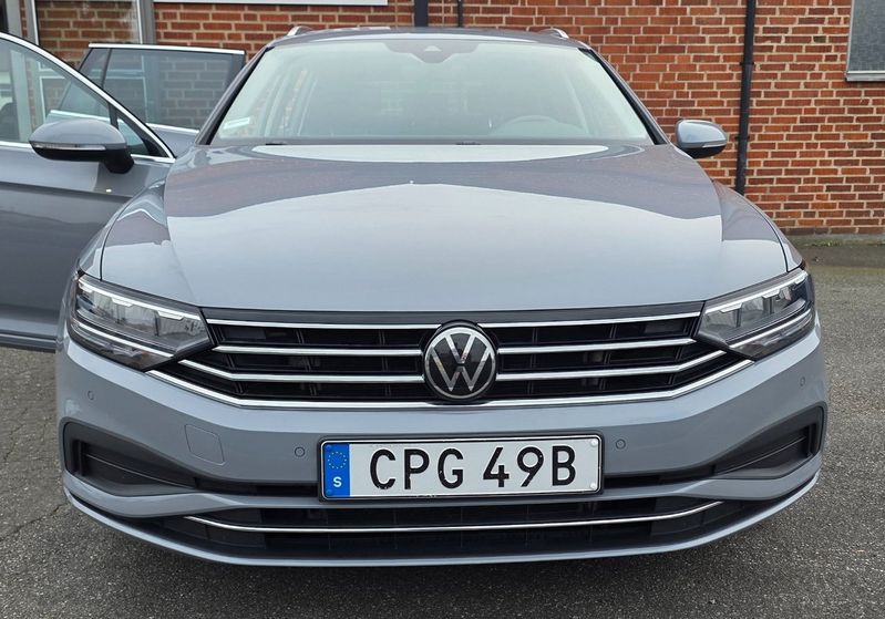 Volkswagen Passat bild 8