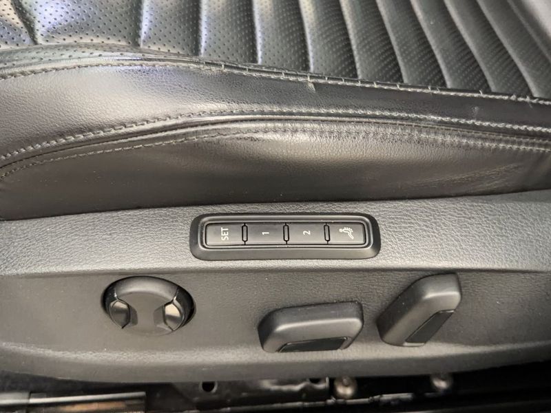 Volkswagen Passat bild 13