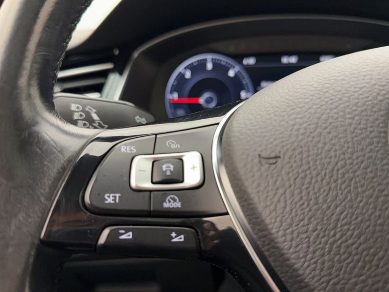 Volkswagen Passat bild 15