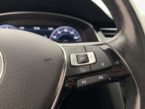 Volkswagen Passat bild 17