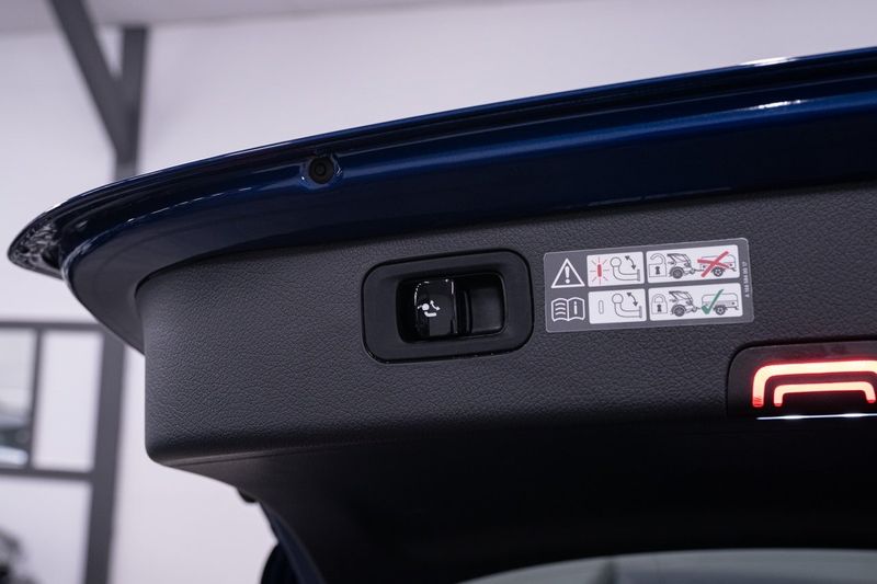 Mercedes C300 bild 8