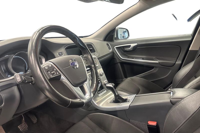 Volvo V60 bild 8