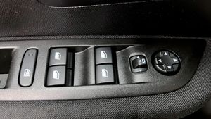 Peugeot 208 bild 15