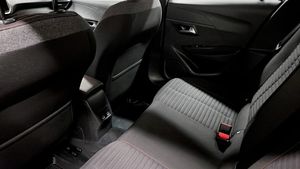 Peugeot 208 bild 11